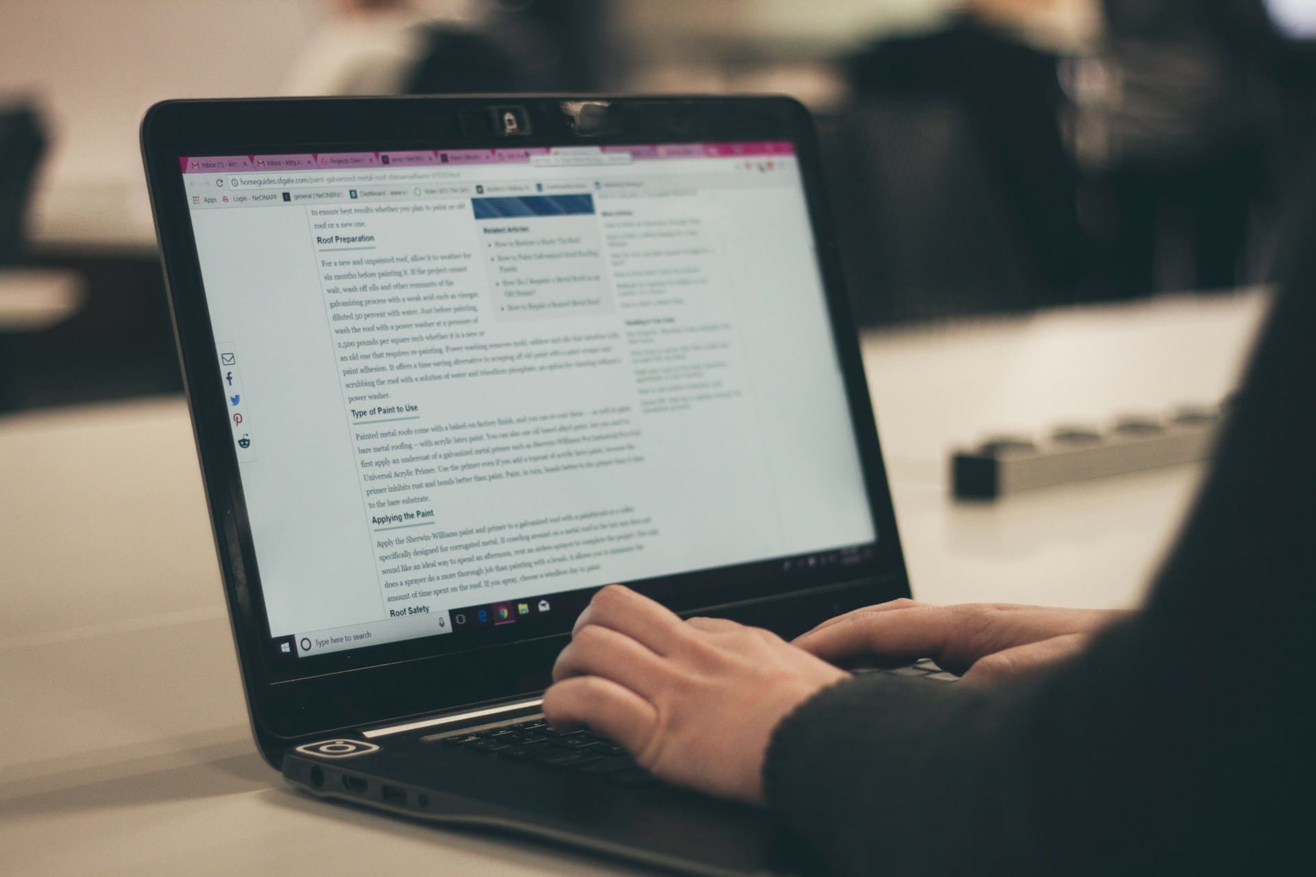 Finding the Most Suitable Ghostwriter
